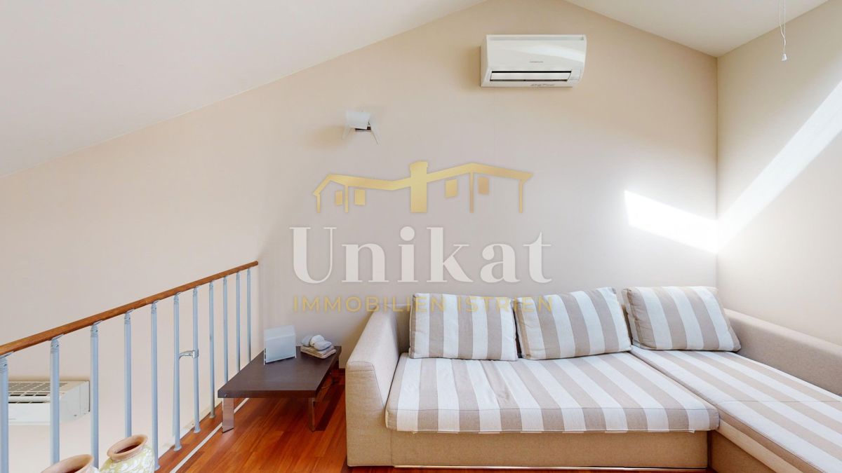 Appartamento su due piani con 4 camere da letto